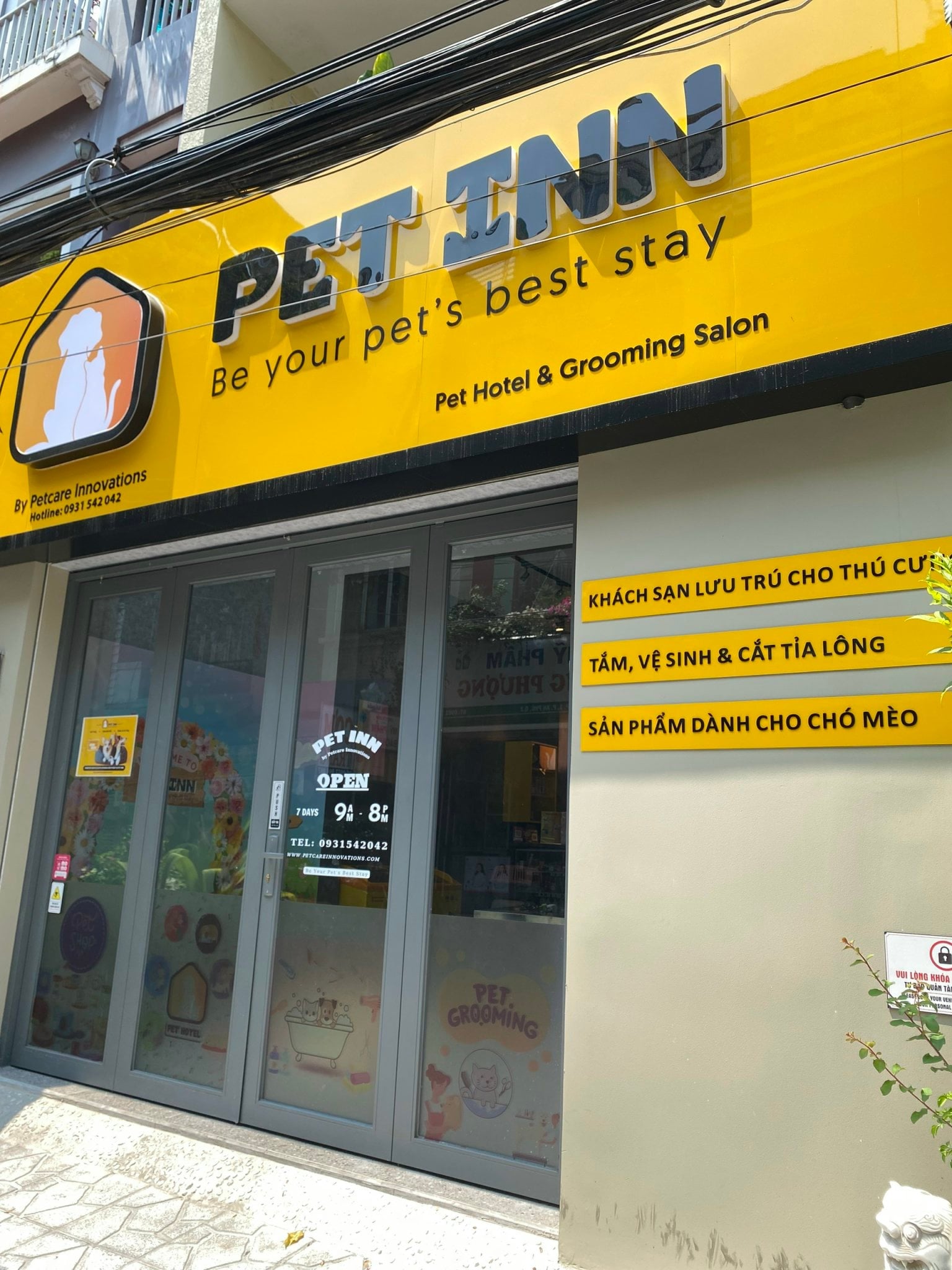 PET IIN HOTEL & GROOMING SALON